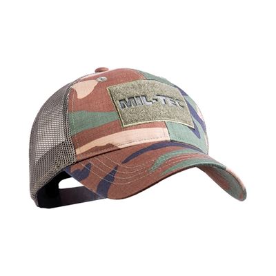 Czapka z daszkiem TRUCKER z siatką WOODLAND