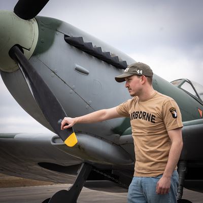 Koszulka AIRBORNE z naszywką 101. Dywizji na rękawie, kolorystyka SAND FOSTEX 133670-P 7
