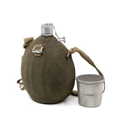 Butelka polowa ITALIANA z ustnikiem i filcem aluminiowa