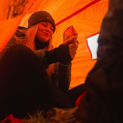 Namiot ratunkowy SURVIVAL dla 4-5 osób wraz z instrukcją
