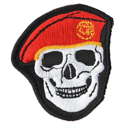Beret LEBKA z naszywką w kolorze CZERWONYM