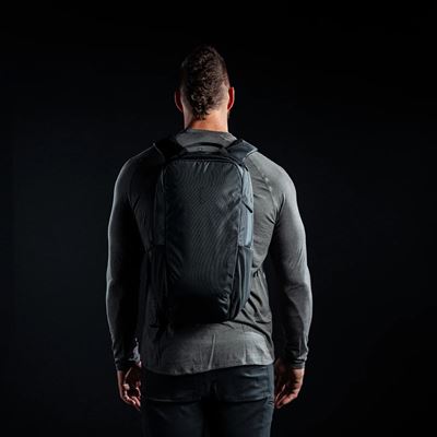Plecak FADE TRANSPORT 18 L CZARNY