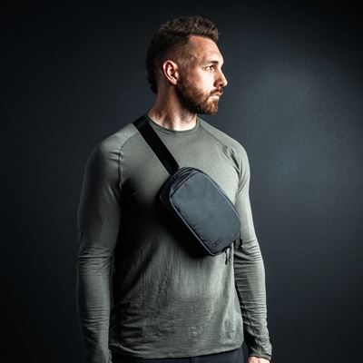 Nerka FADE FLEX crossbody BLACK