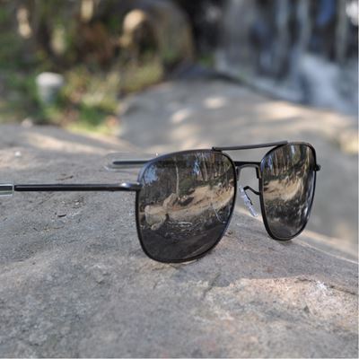 Okulary przeciwsłoneczne z polaryzacją HUMVEE 57 mm BLACK/COLOR