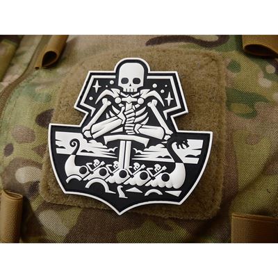 Naszywka GHOST SHIP SKULL plastik CZARNY/BIAŁY