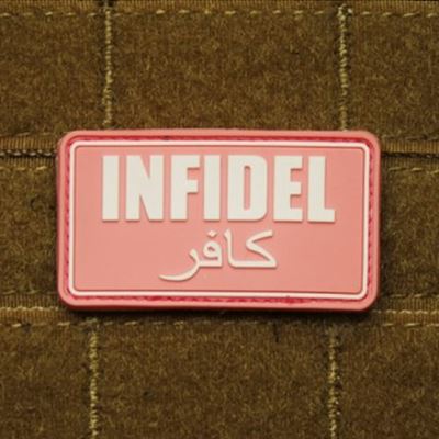 Plastikowa naszywka INFIDEL PINK/White