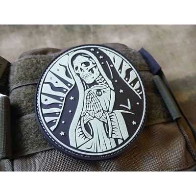 Naszywka SANTA MUERTE plastikowy rzep GLOW IN THE DARK