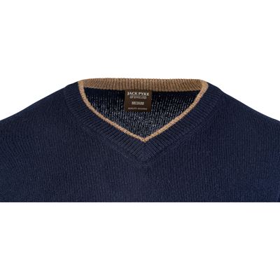 Sweter ASHCOMBE z dekoltem w kształcie litery V z wełny jagnięcej NIEBIESKI JACK PYKE JVNECASHNAV 5
