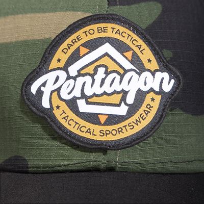 Czapka z siateczką i logo PENTAGON WOODLAND/CZARNA