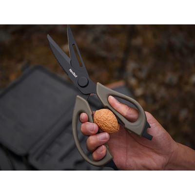 Zestaw do grillowania w plastikowej walizce