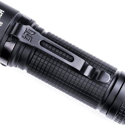 Latarka taktyczna NEXTORCH P10 "fajfka" CZARNA