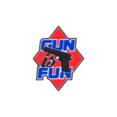 Naszywka GUN IS FUN na rzep z tworzywa sztucznego