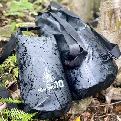 Worek wodoszczelny DRY BAG 10 l z paskiem BLACK