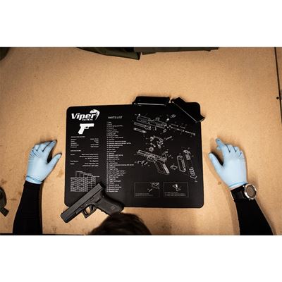 Mata robocza GLOCK gumowa BLACK